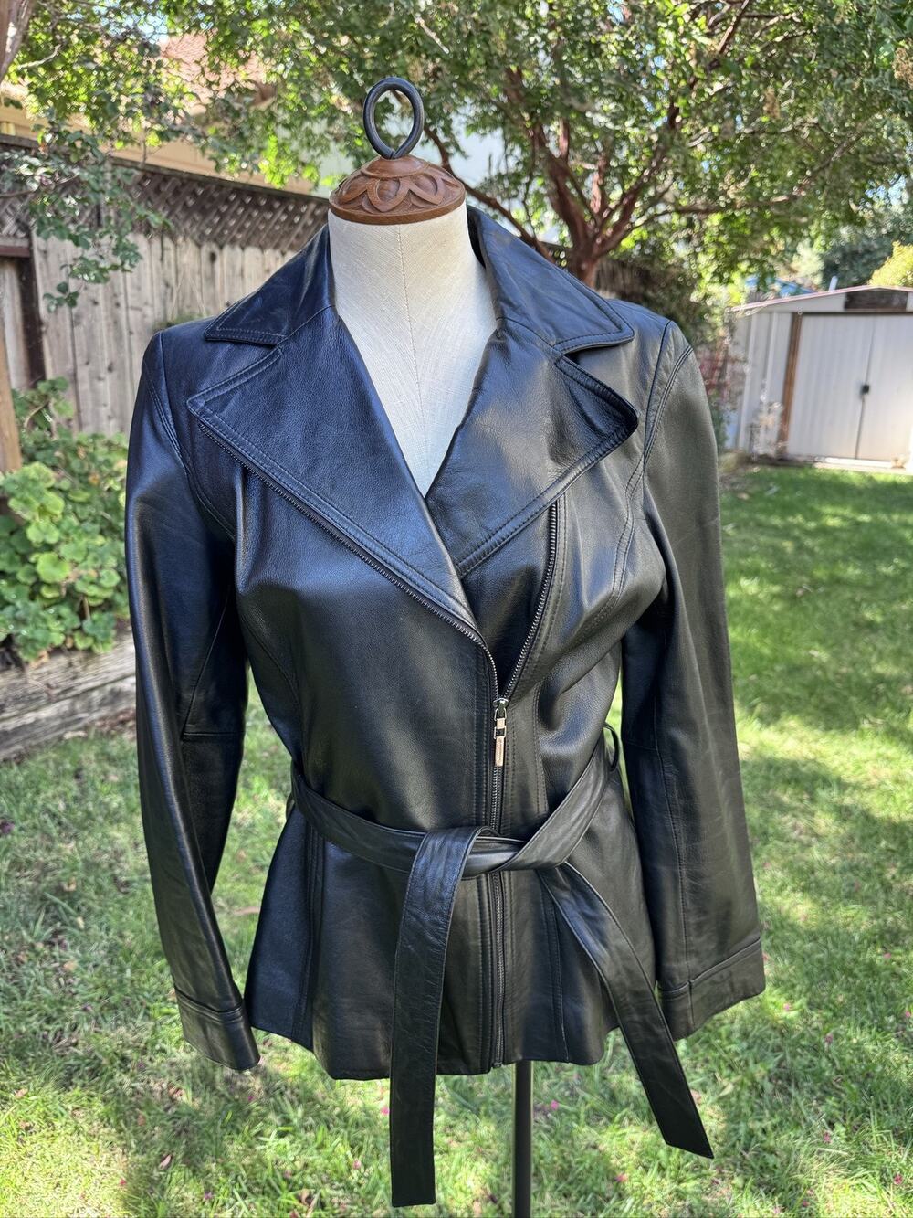 Colebrook Women's Black Leather Jacket Size M Belted Full Zip Lined
